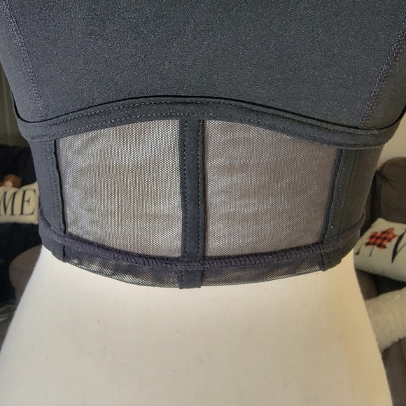 Corset Inspired Push-up Sports Bra with an Open Back Design-Jet Black - Picture 6 of 12